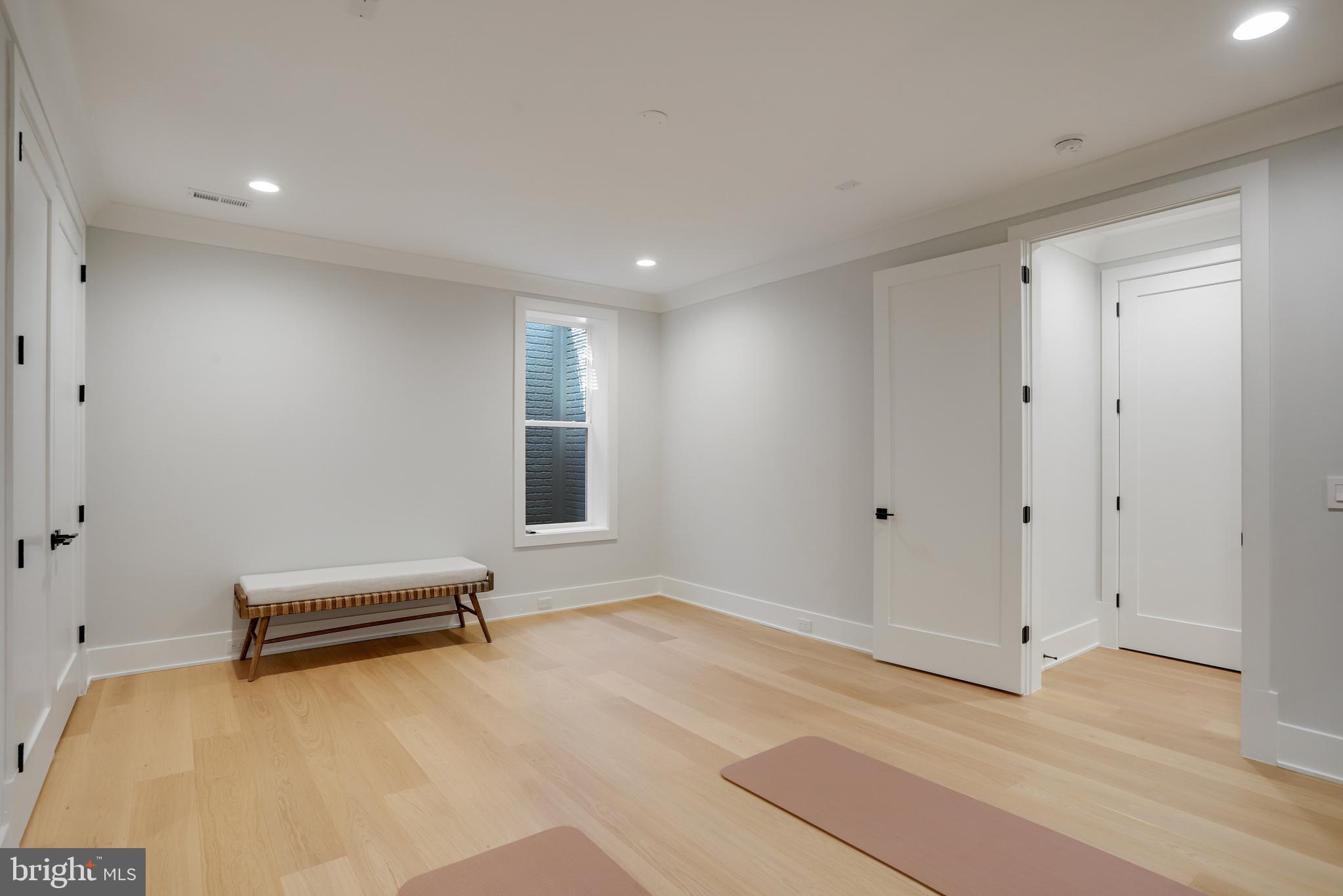 HOLMES RUN ACRES - Residential