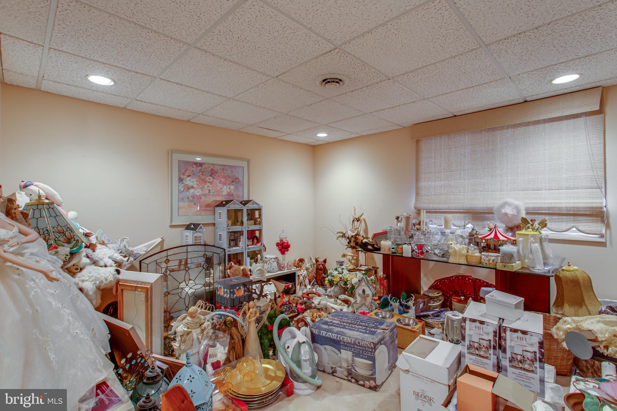 RIVER BEND ESTATES - Residential