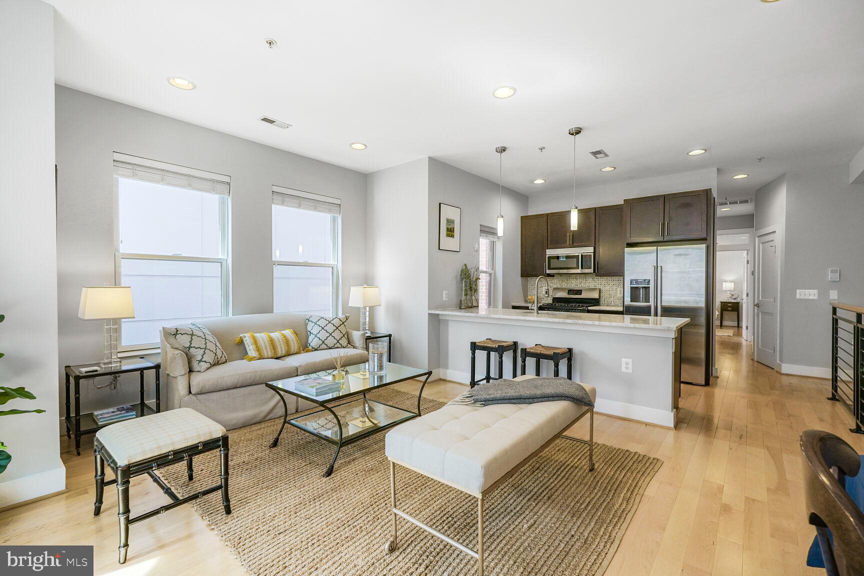 MOUNT PLEASANT - Residential
