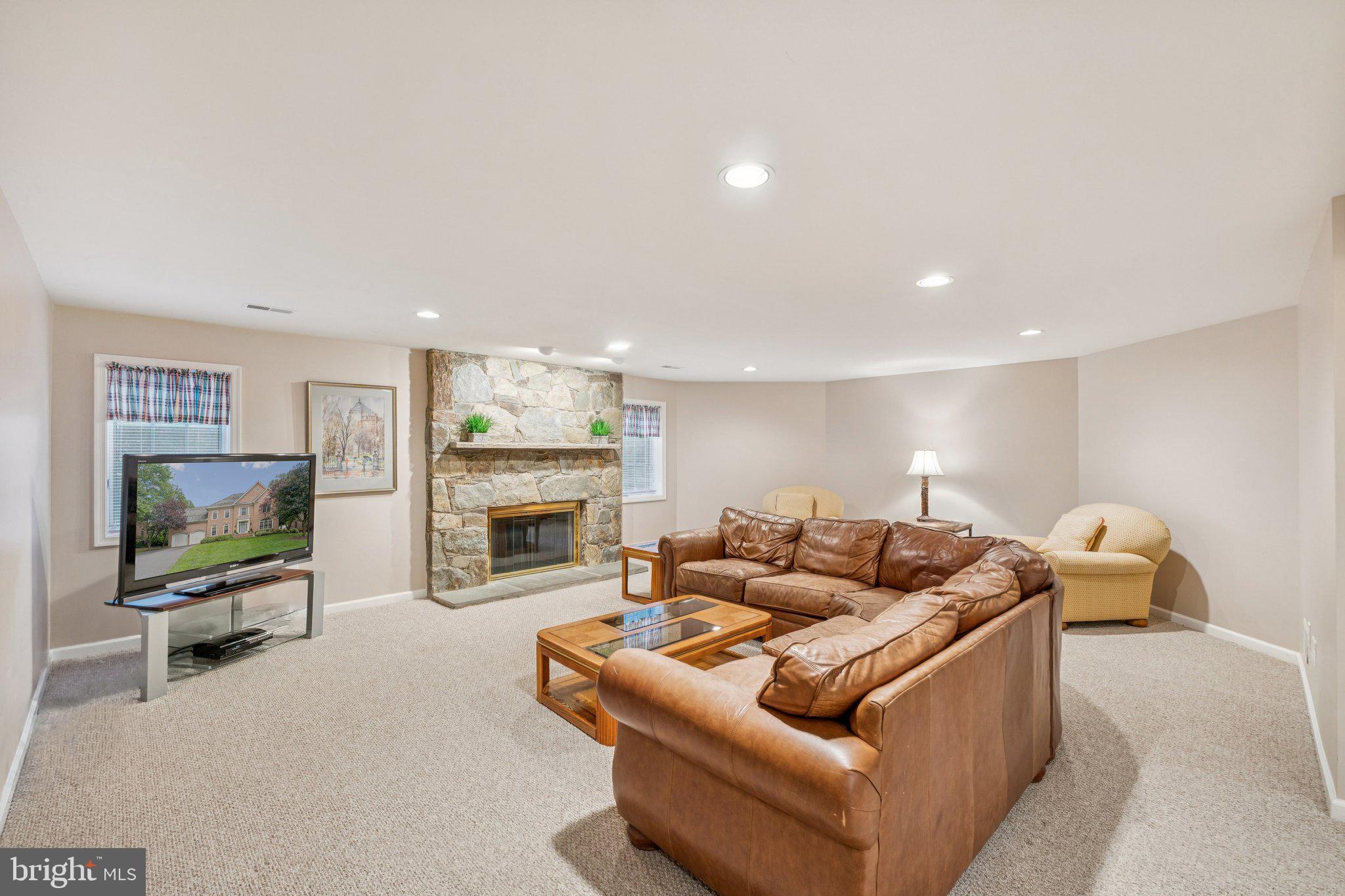 AVENEL - Residential
