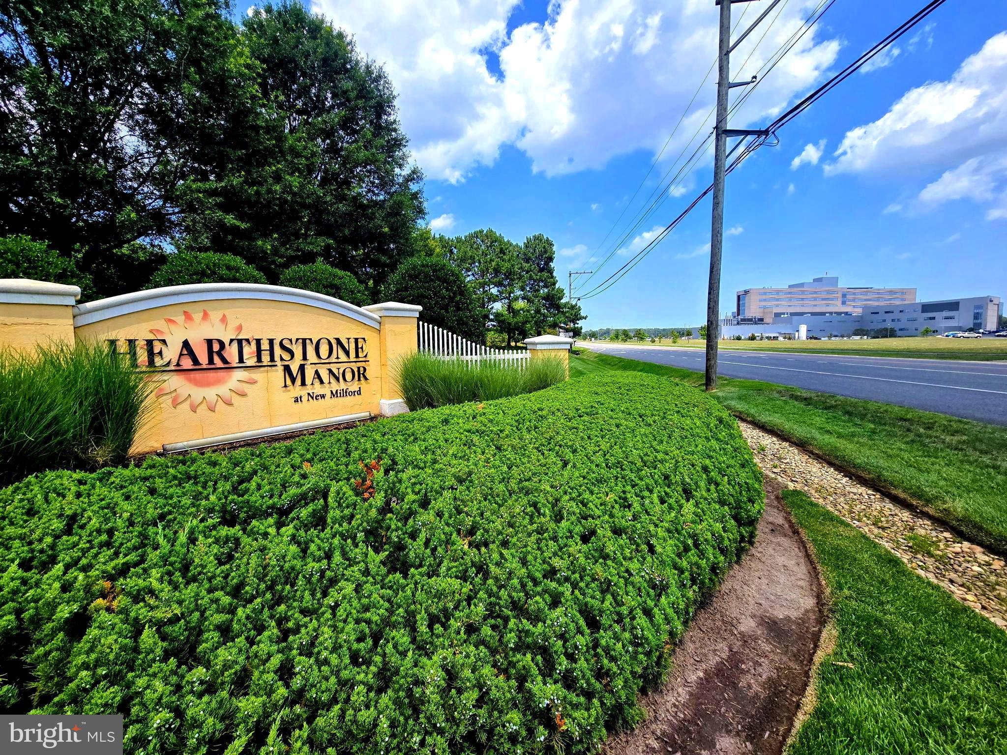 HEARTHSTONE MANOR - Residential
