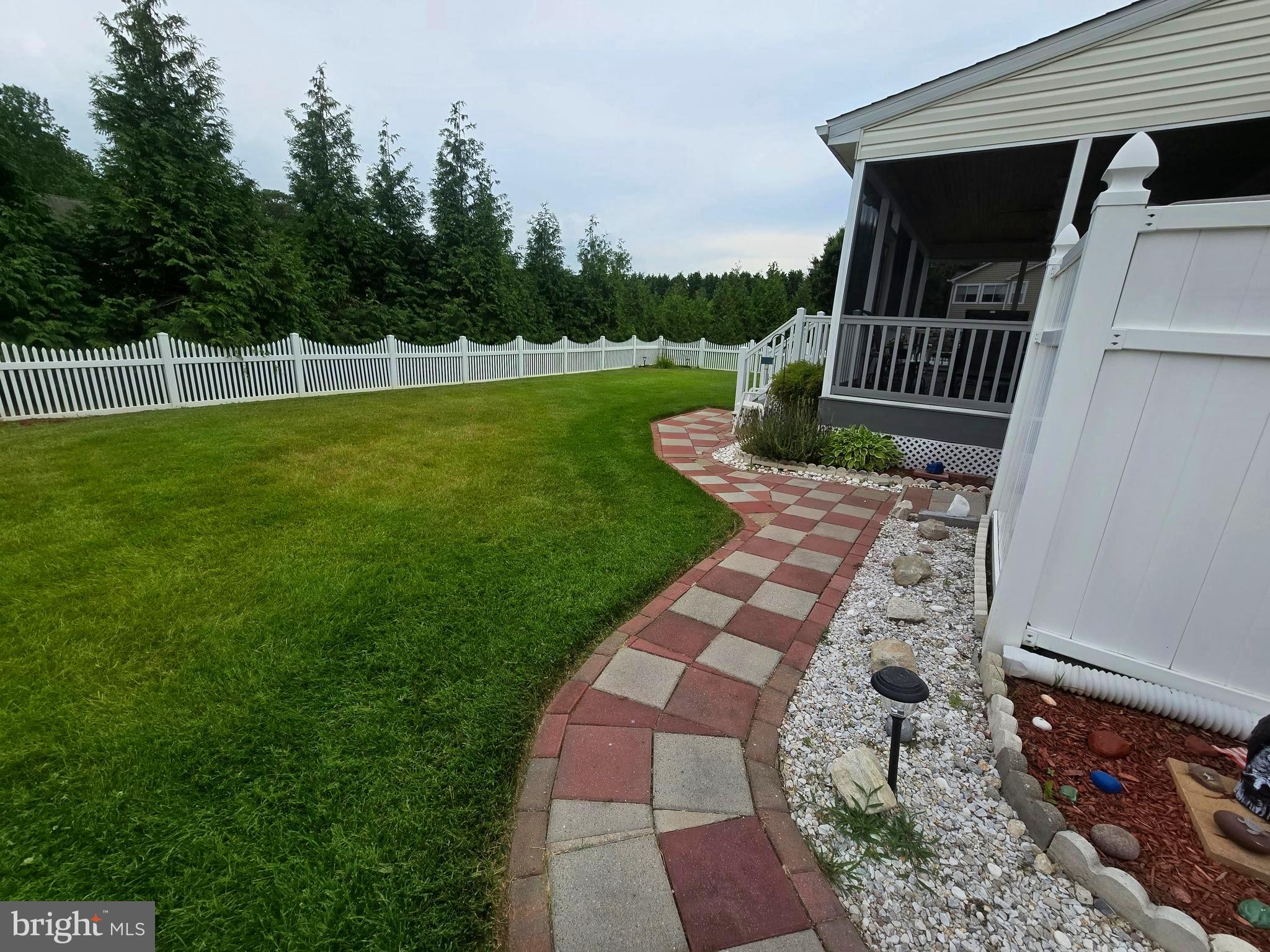 HEARTHSTONE MANOR - Residential