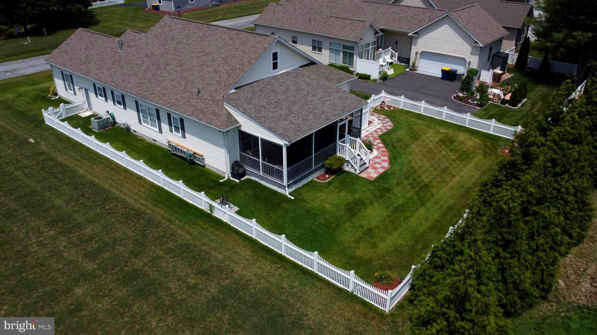 HEARTHSTONE MANOR - Residential