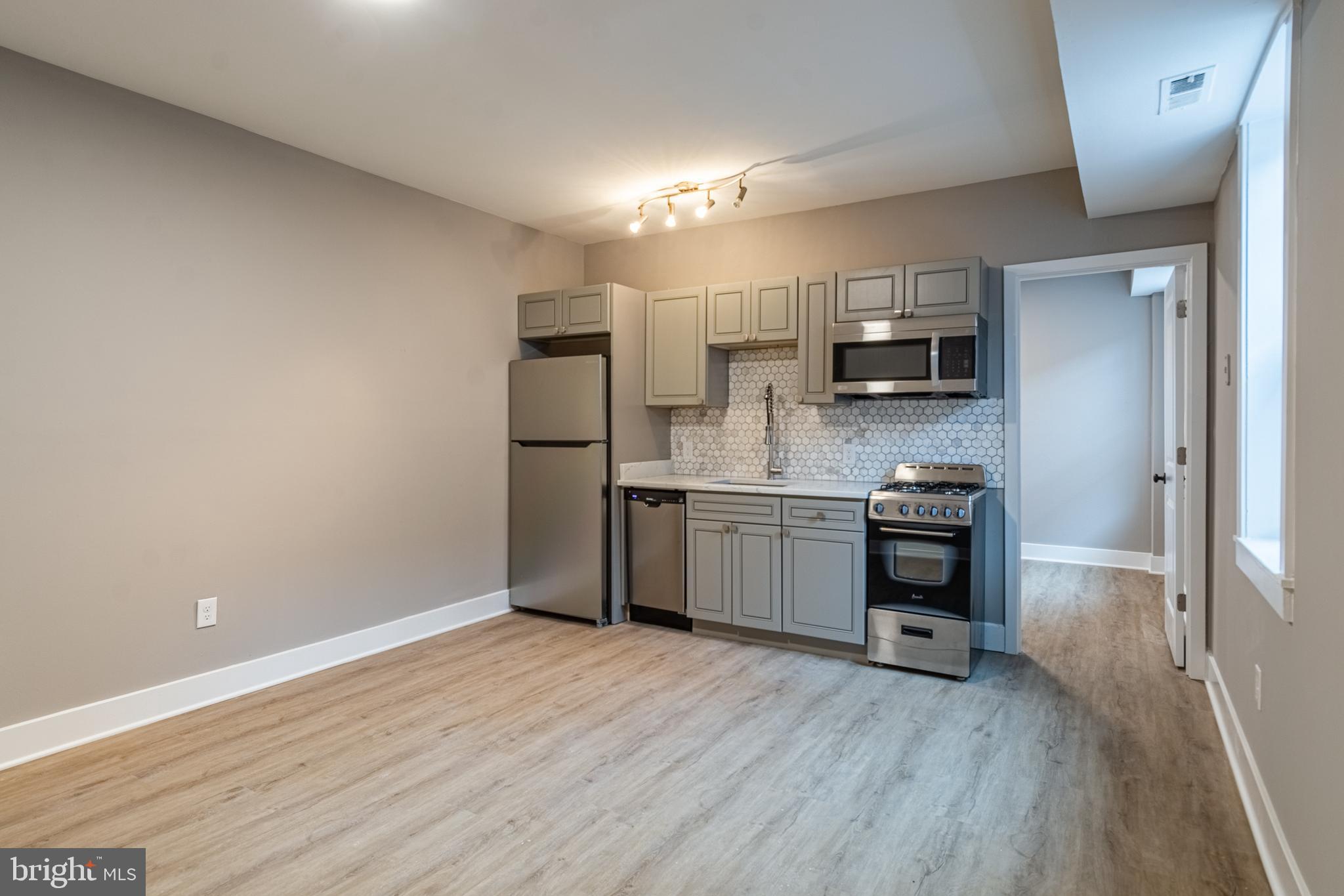 FELLS POINT HISTORIC DISTRICT - Residential Lease