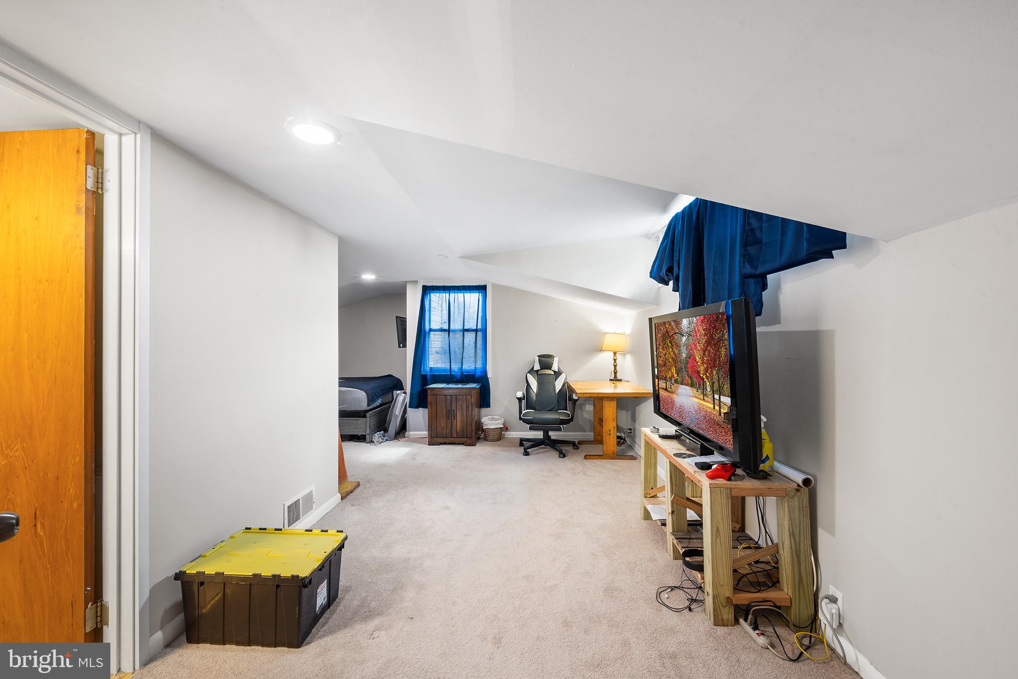 FAIROAKS - Residential