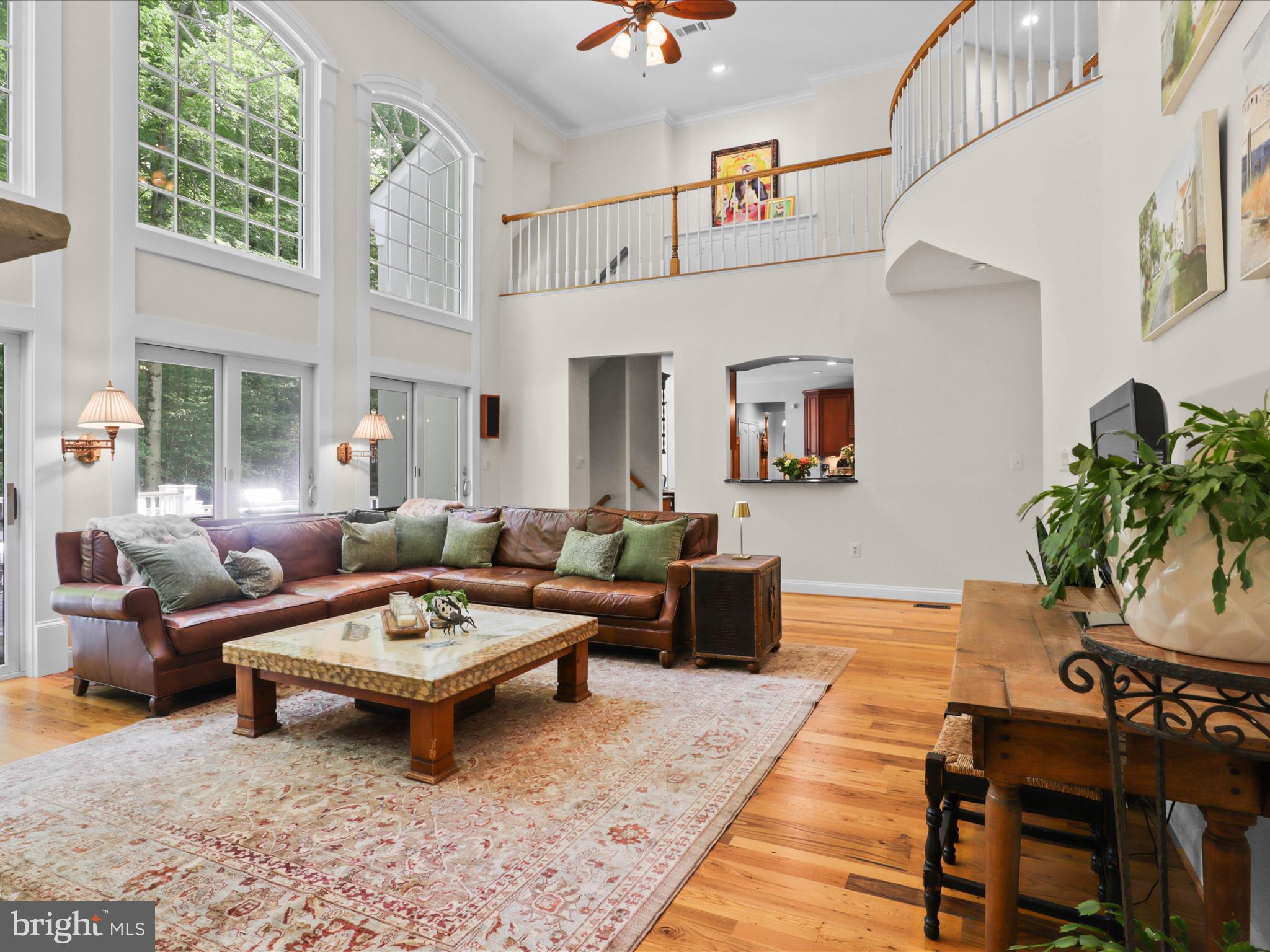 TWELVE OAKS - Residential