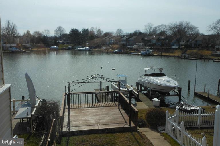 Enjoy Waterfront Living in this Spacious Townhome located in the tranquil community on Rumsey Island, Harford County MD. 2 Bedroom, 1/12 Bath, two story Town Home including a boat slip with pier, and ample room to dock and maneuver your boat. Available June 1, 2015.