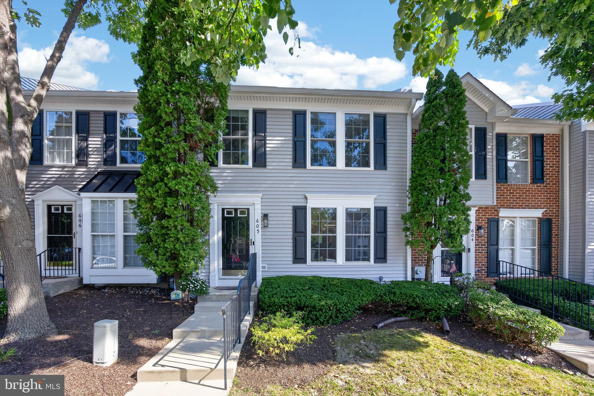 EXTON STATION - Residential