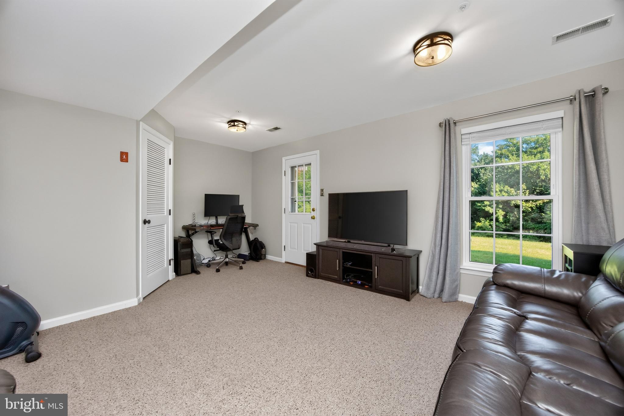 EXTON STATION - Residential