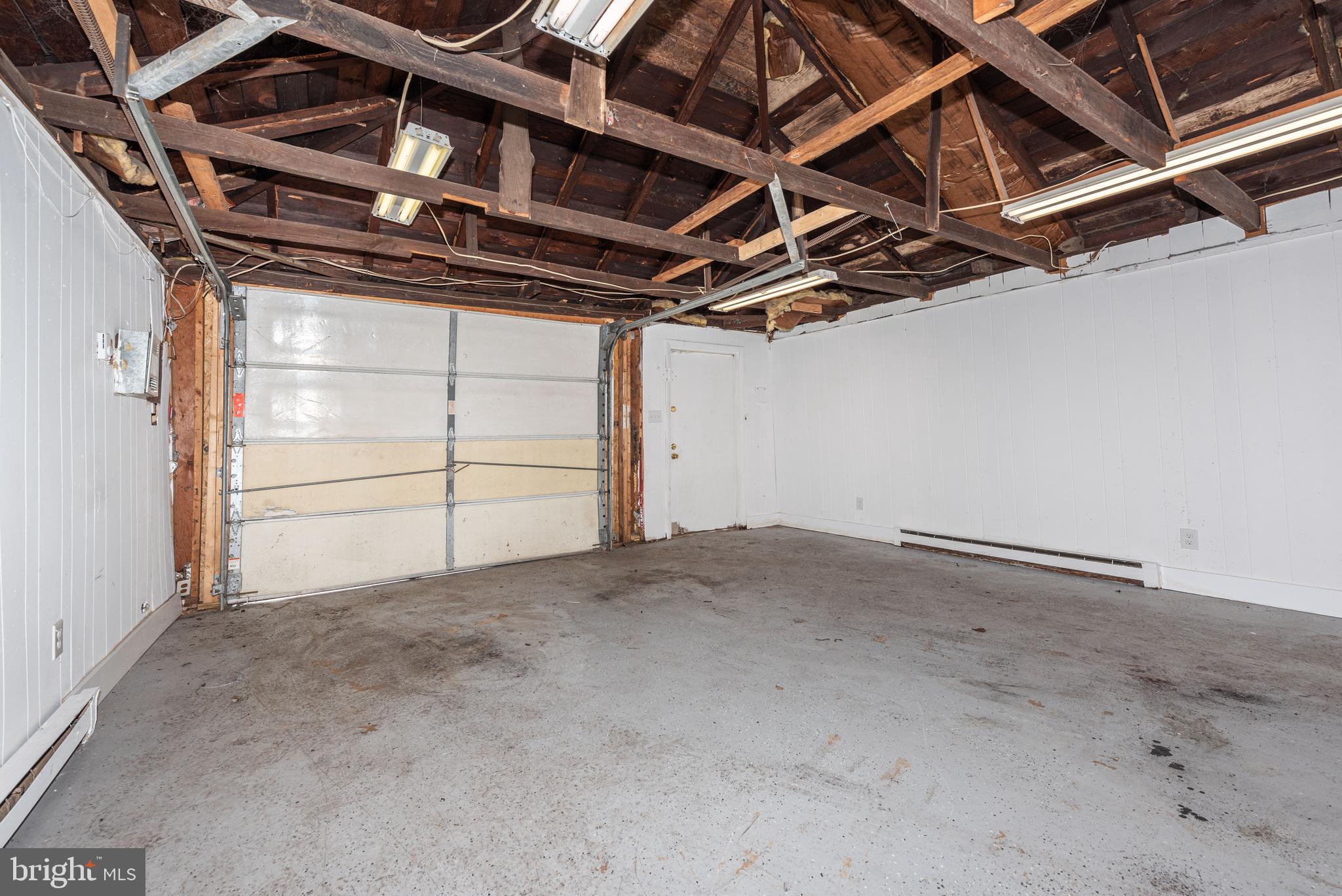 NOTTINGHAM - Commercial Lease