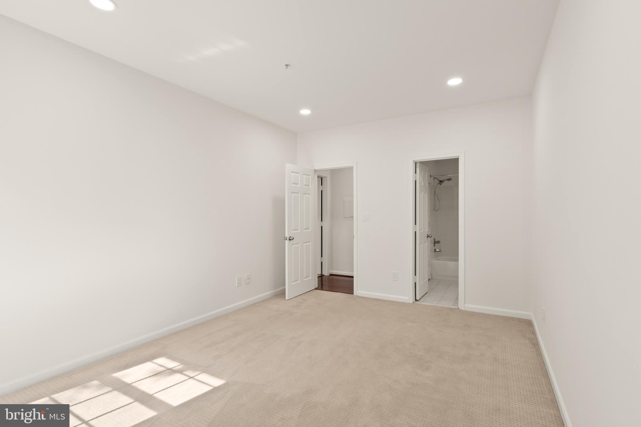 BALDWIN GROVE - Residential