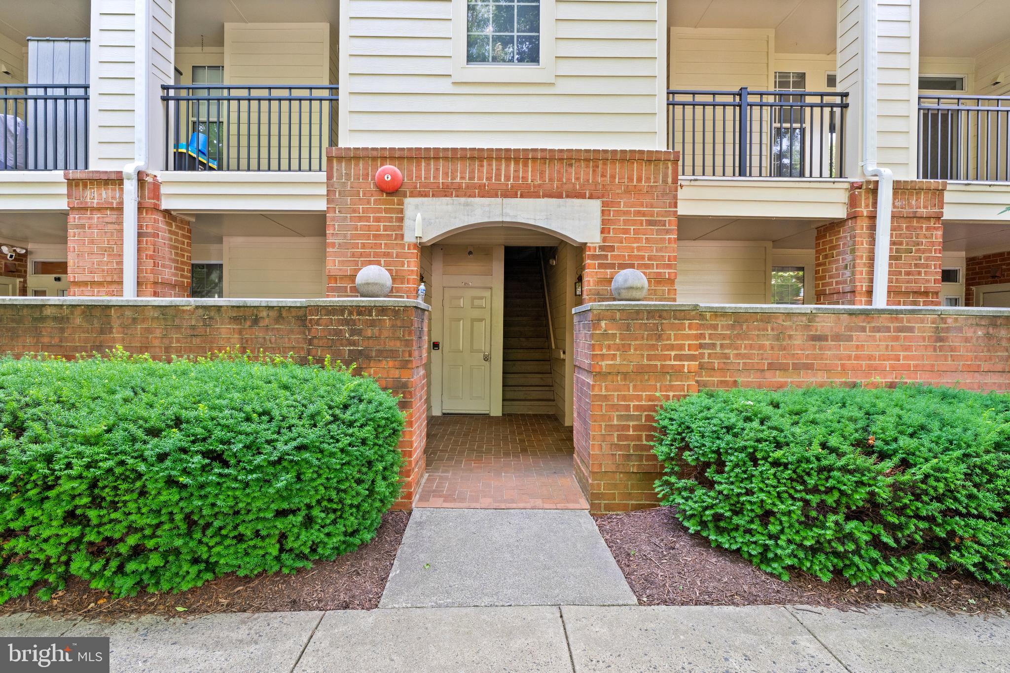 BALDWIN GROVE - Residential