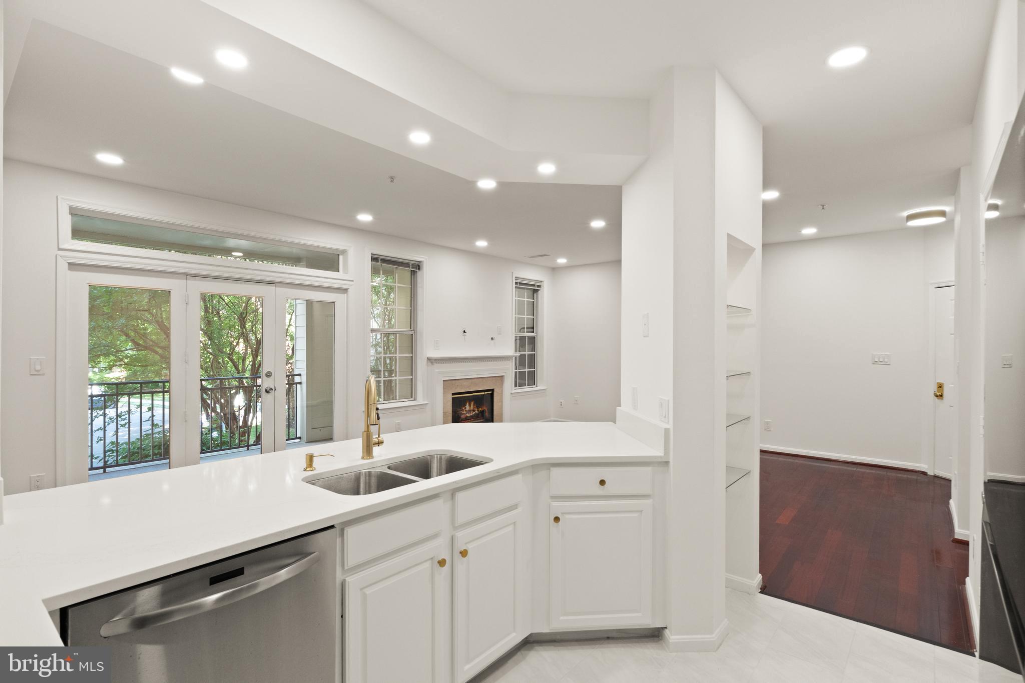 BALDWIN GROVE - Residential