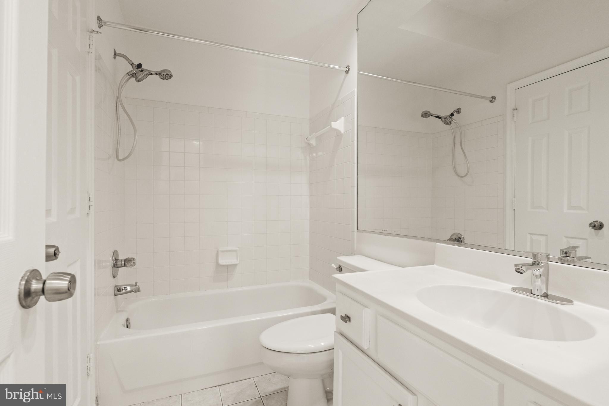 BALDWIN GROVE - Residential