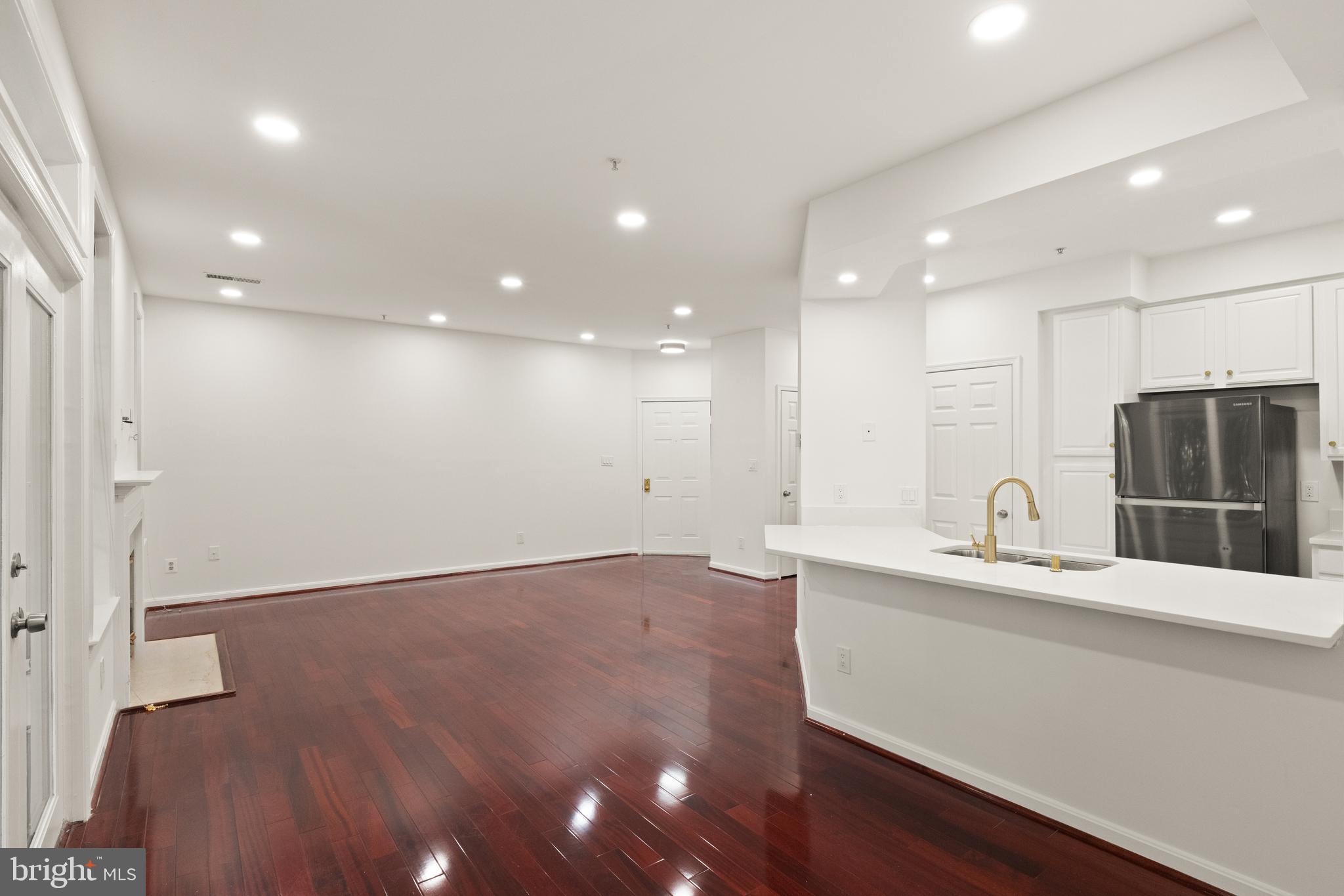 BALDWIN GROVE - Residential