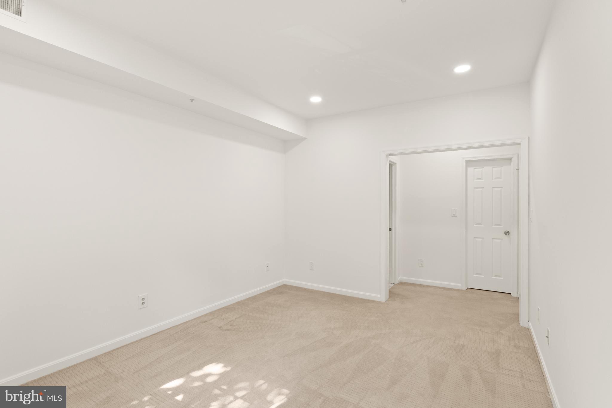 BALDWIN GROVE - Residential