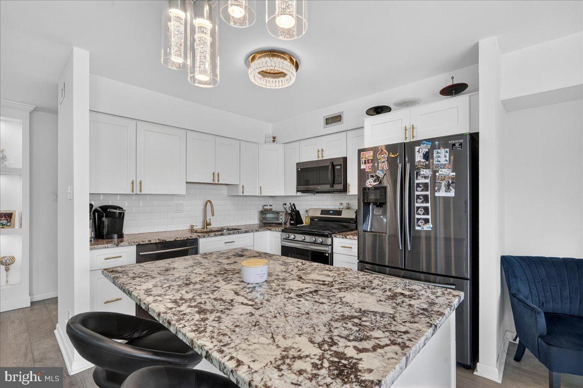 BUSTLETON - Residential