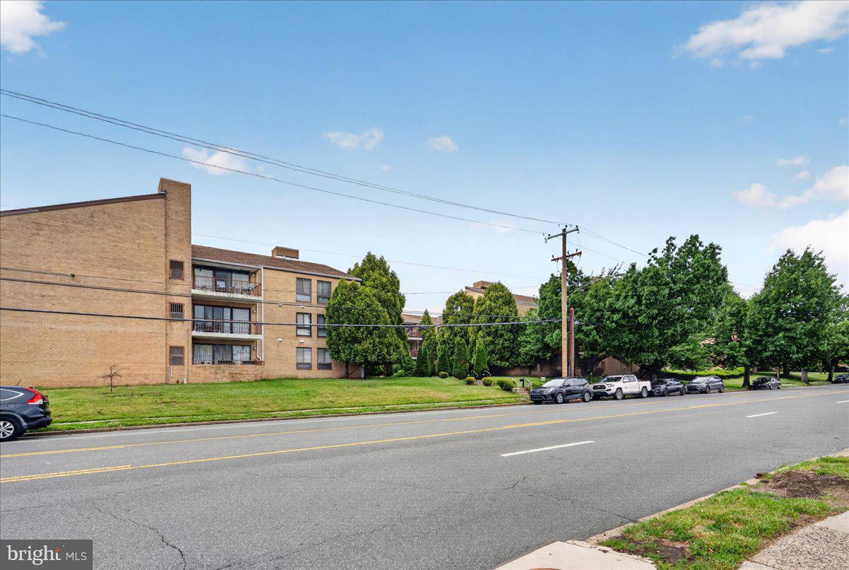 BUSTLETON - Residential