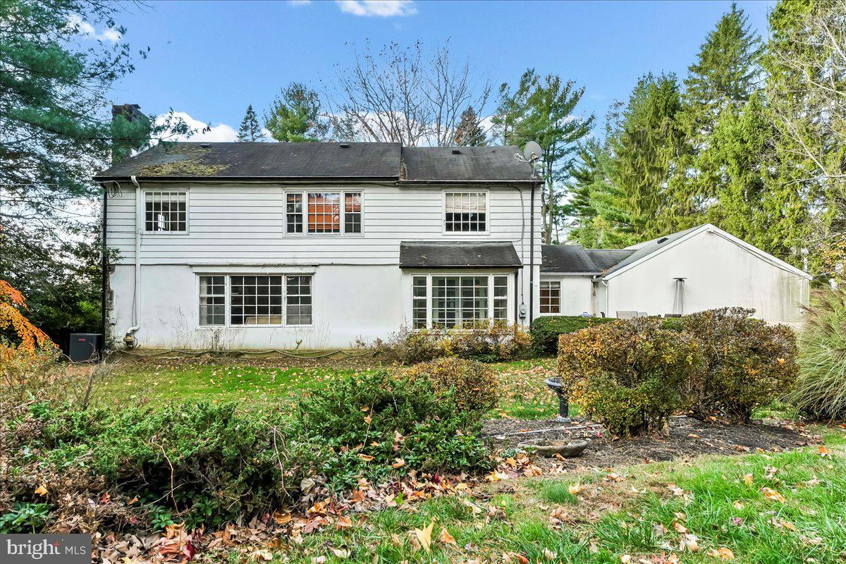 ROLLING MEADOW EST - Residential