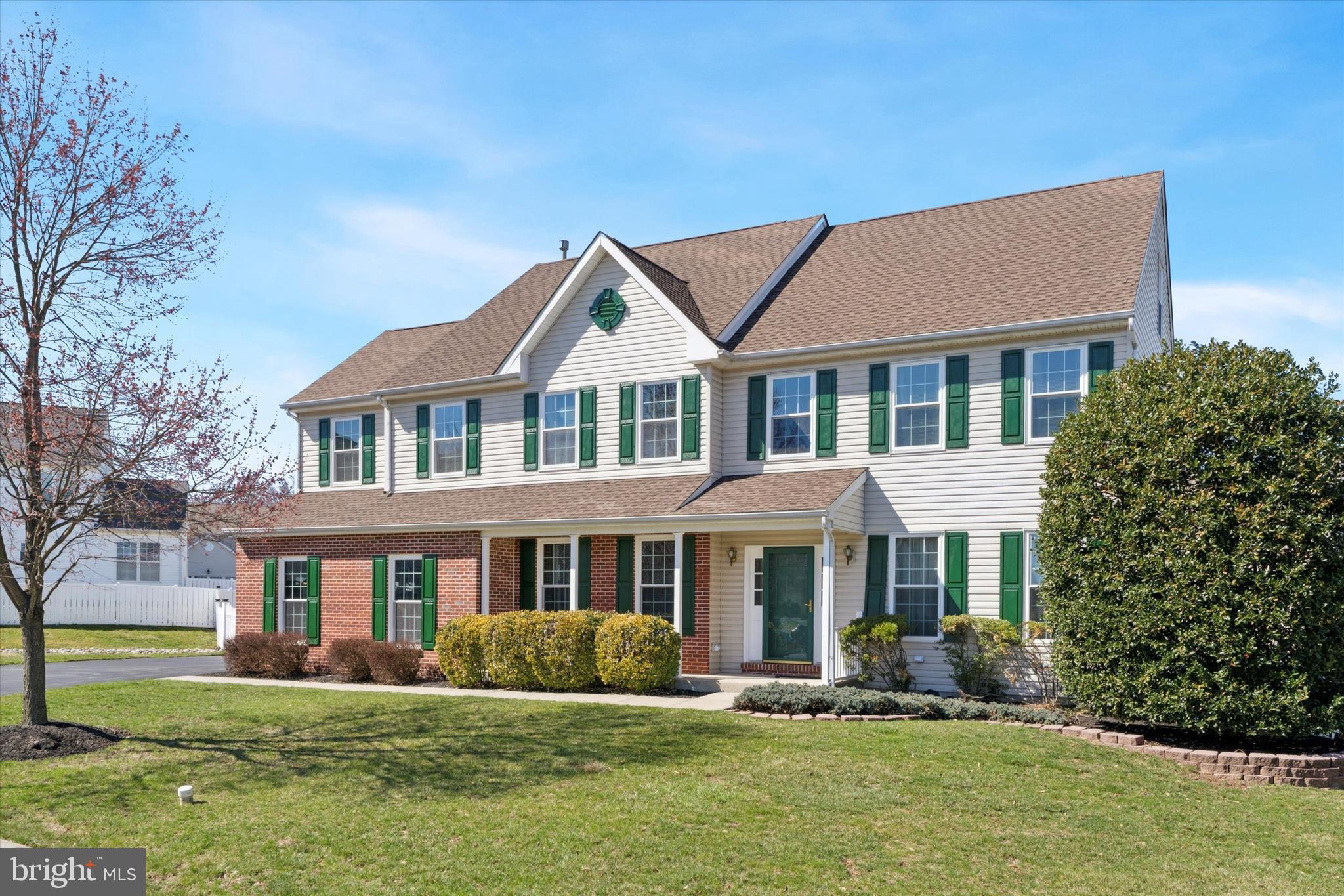 AUTUMN RIDGE - Residential