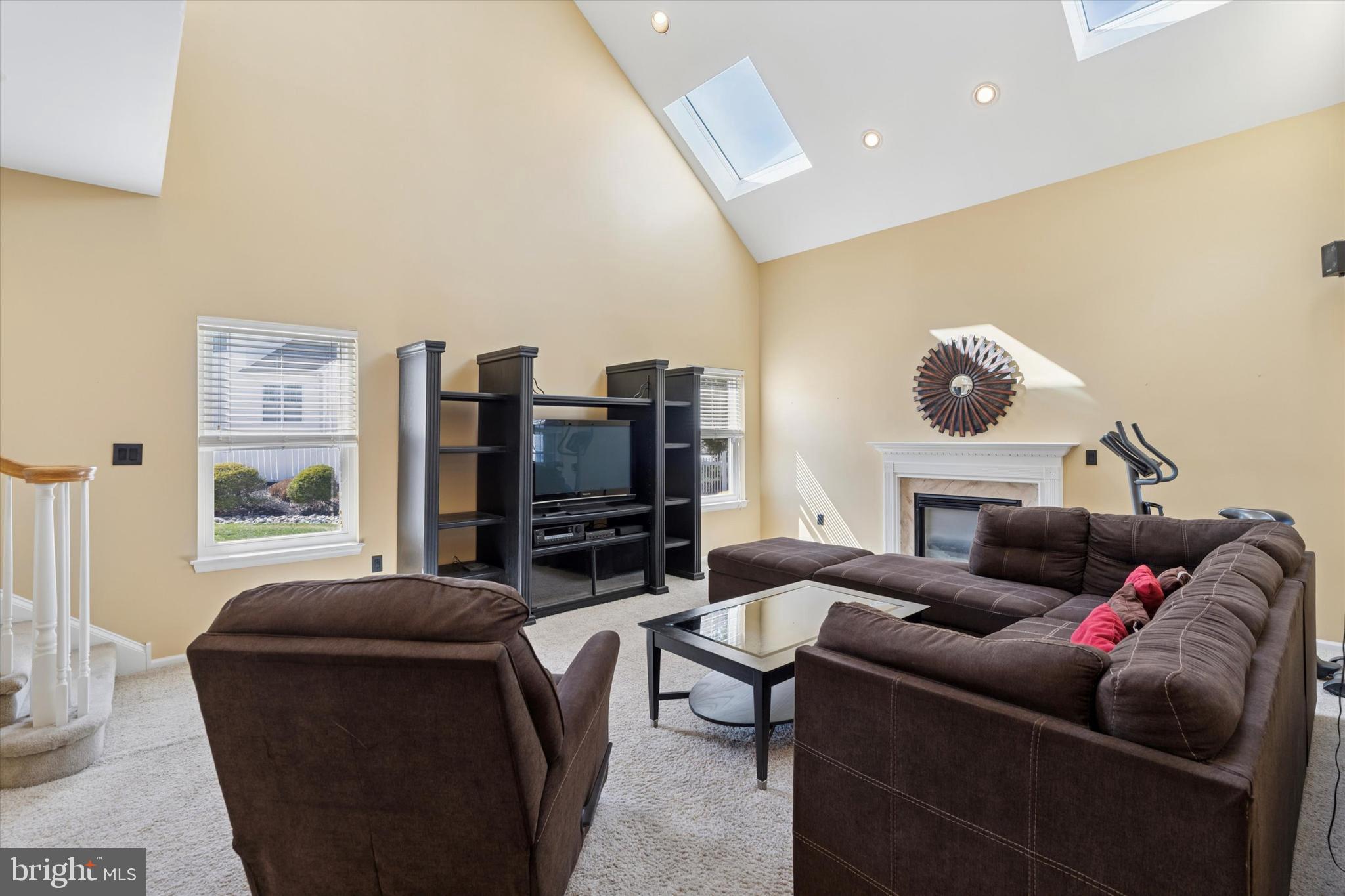 AUTUMN RIDGE - Residential