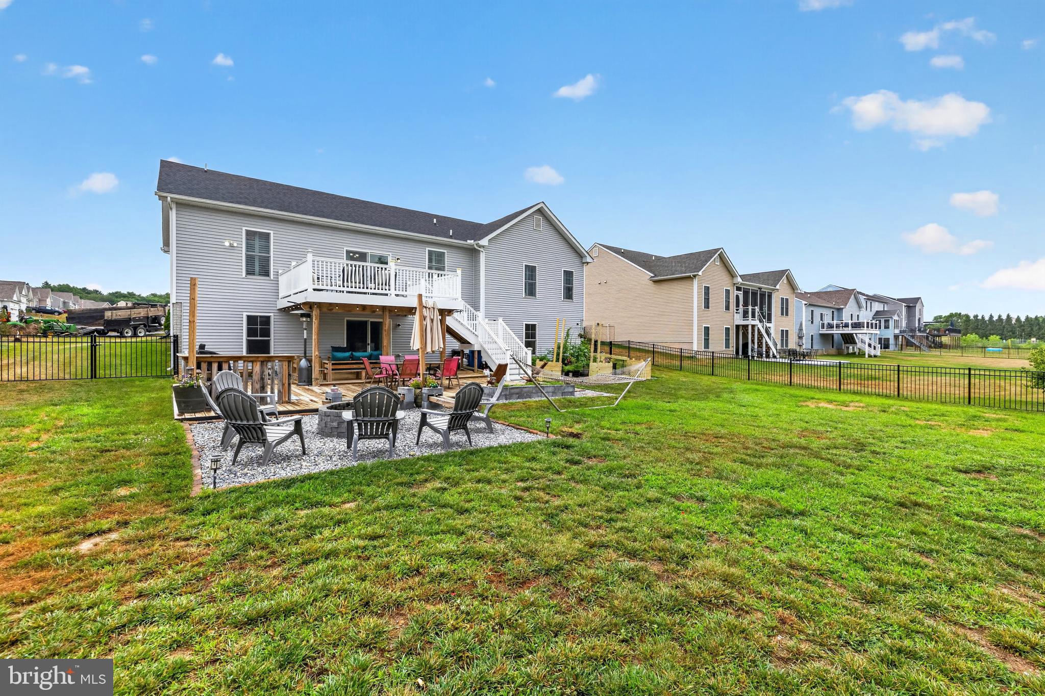 FREEDOM HILLS - Residential