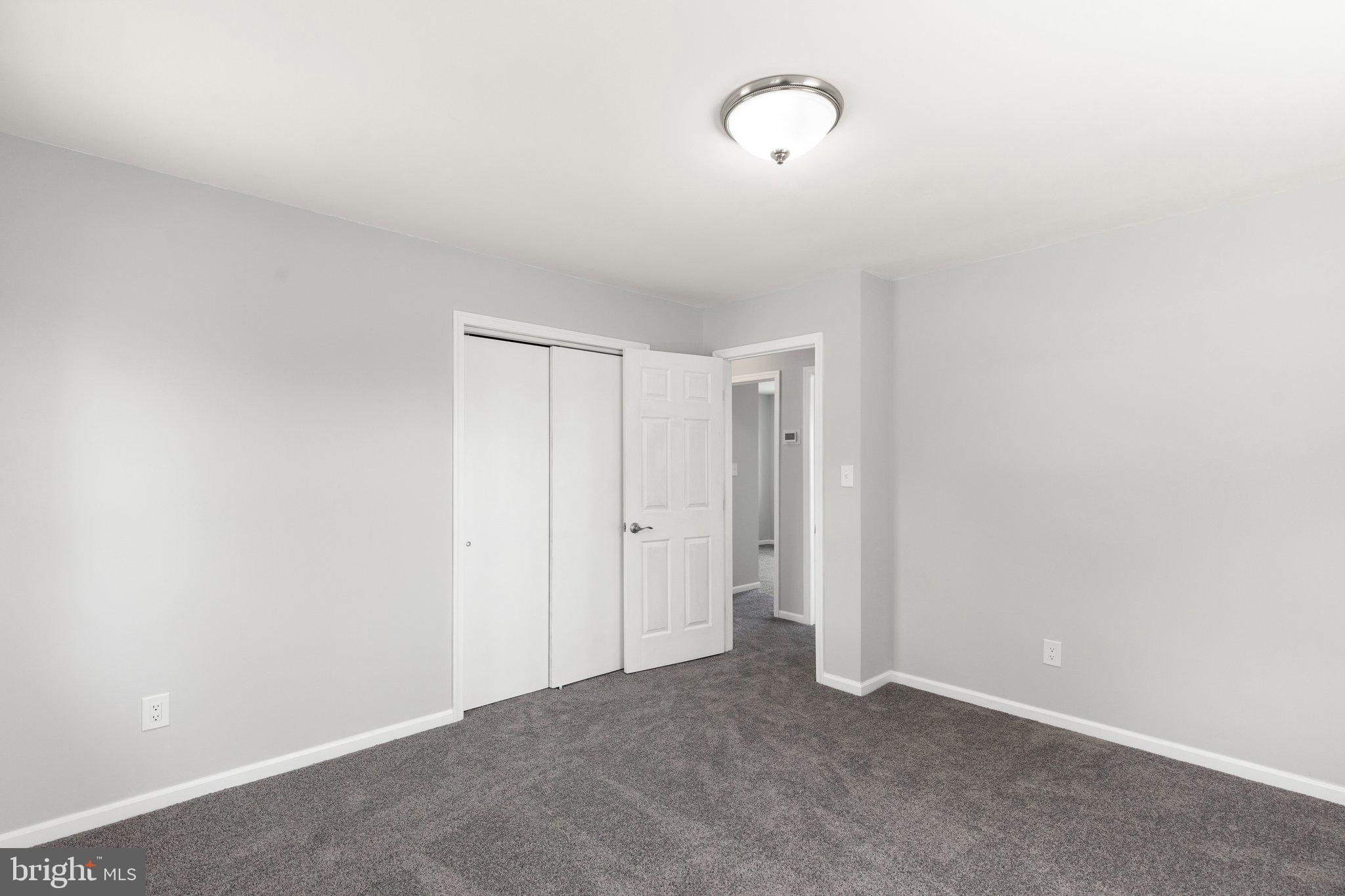 HYDE PARK - Residential