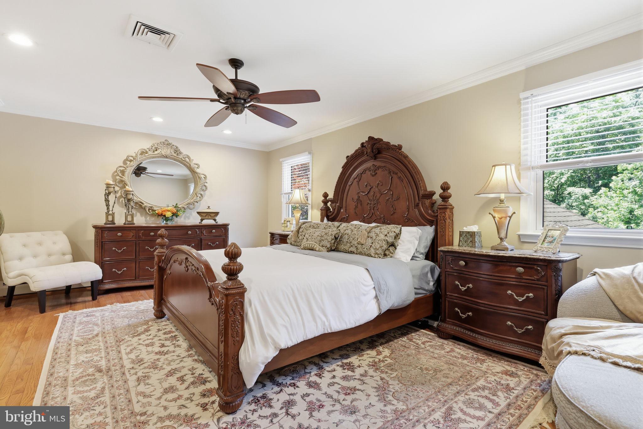 HUNTINGDON VALLEY - Residential