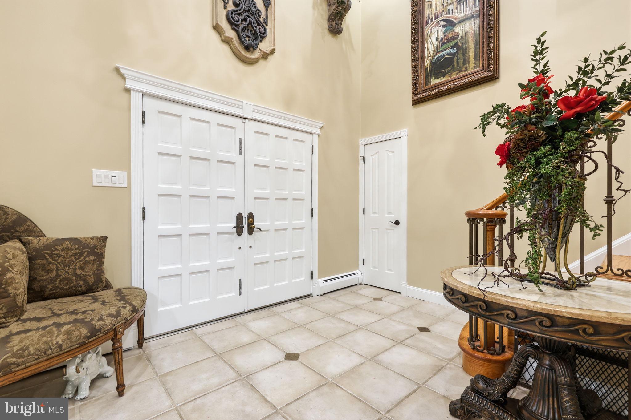 HUNTINGDON VALLEY - Residential