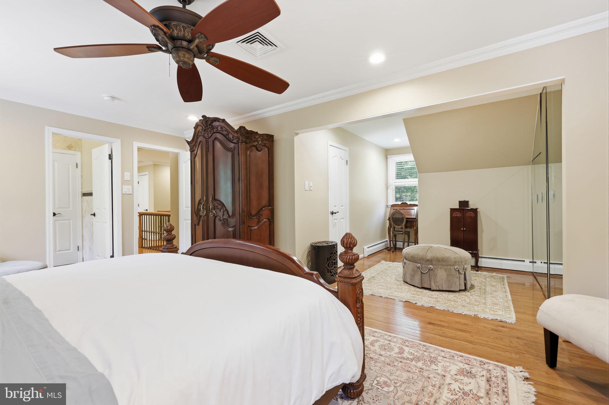 HUNTINGDON VALLEY - Residential