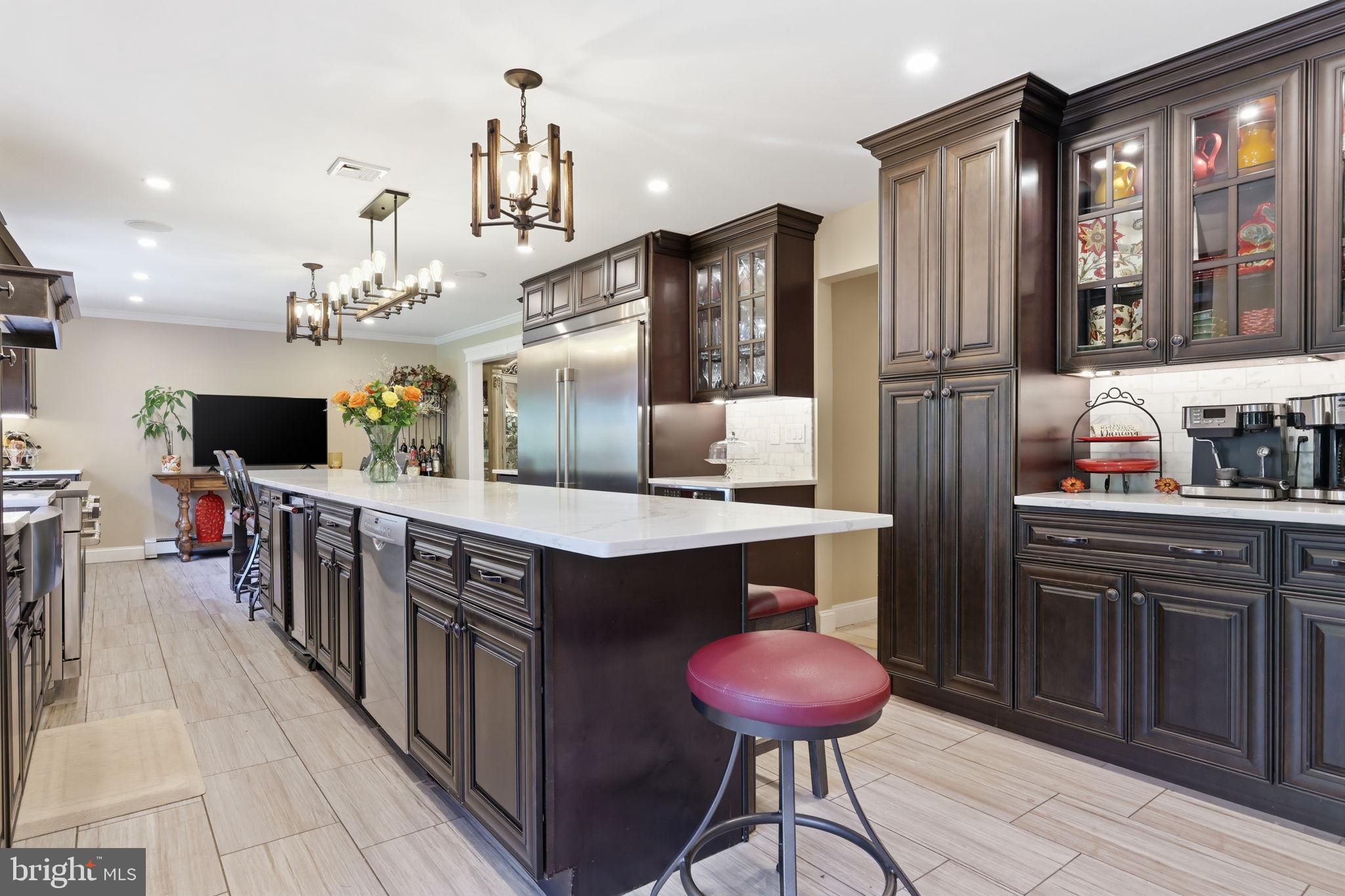 HUNTINGDON VALLEY - Residential