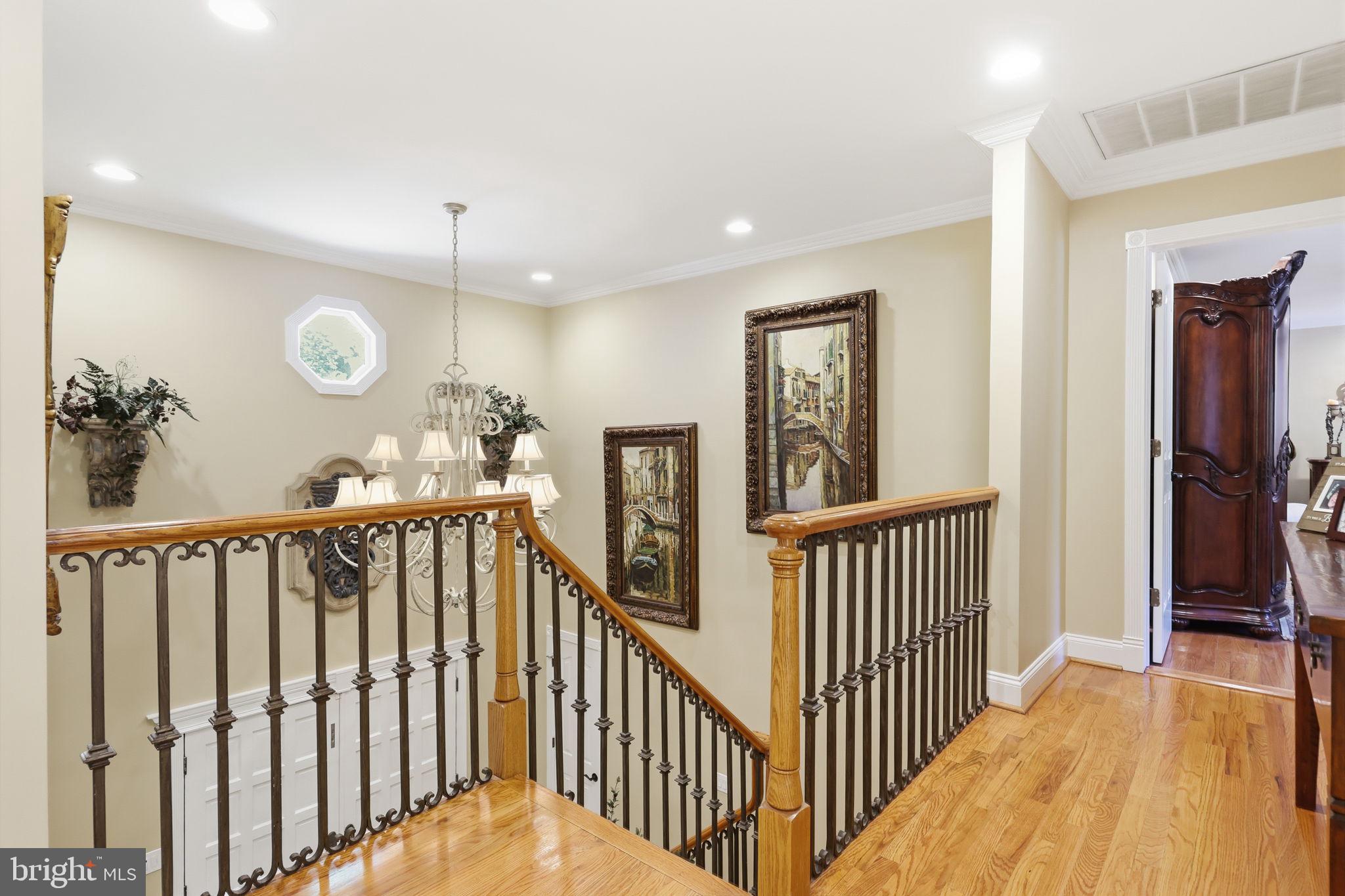 HUNTINGDON VALLEY - Residential