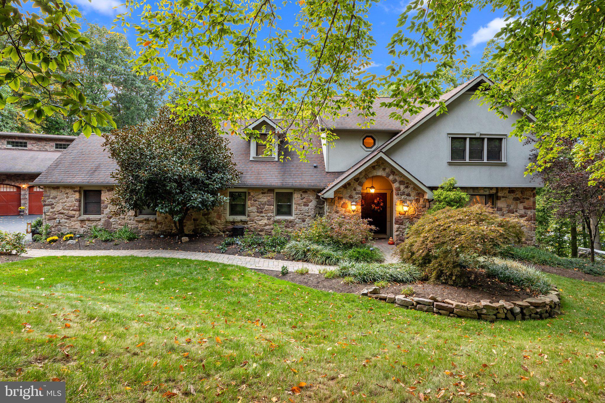 HUNTINGDON VALLEY - Residential