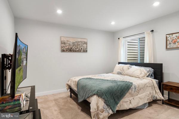 THE LAKES AT MARTINSBURG - Residential