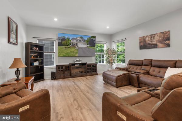THE LAKES AT MARTINSBURG - Residential