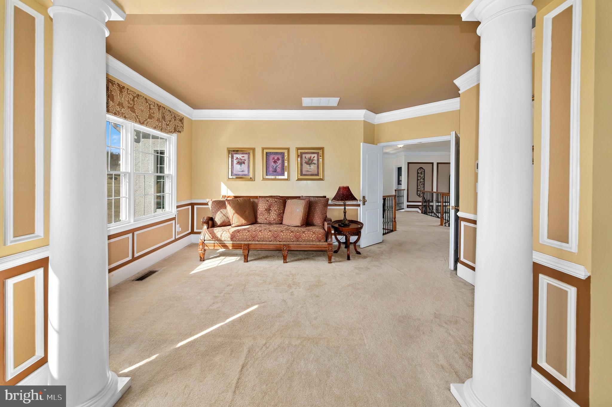 WOODSIDE ESTATES - Residential