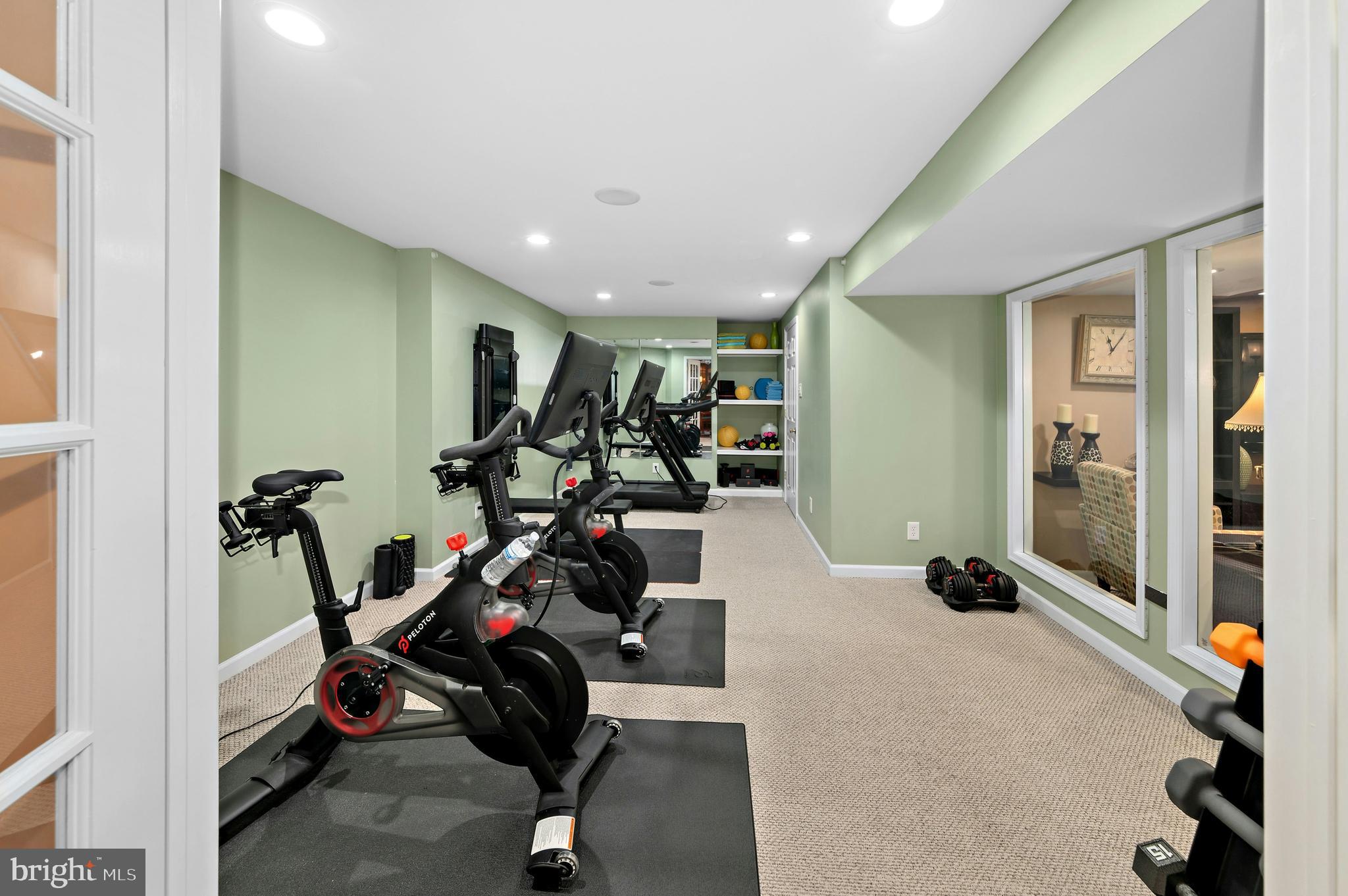 WOODSIDE ESTATES - Residential