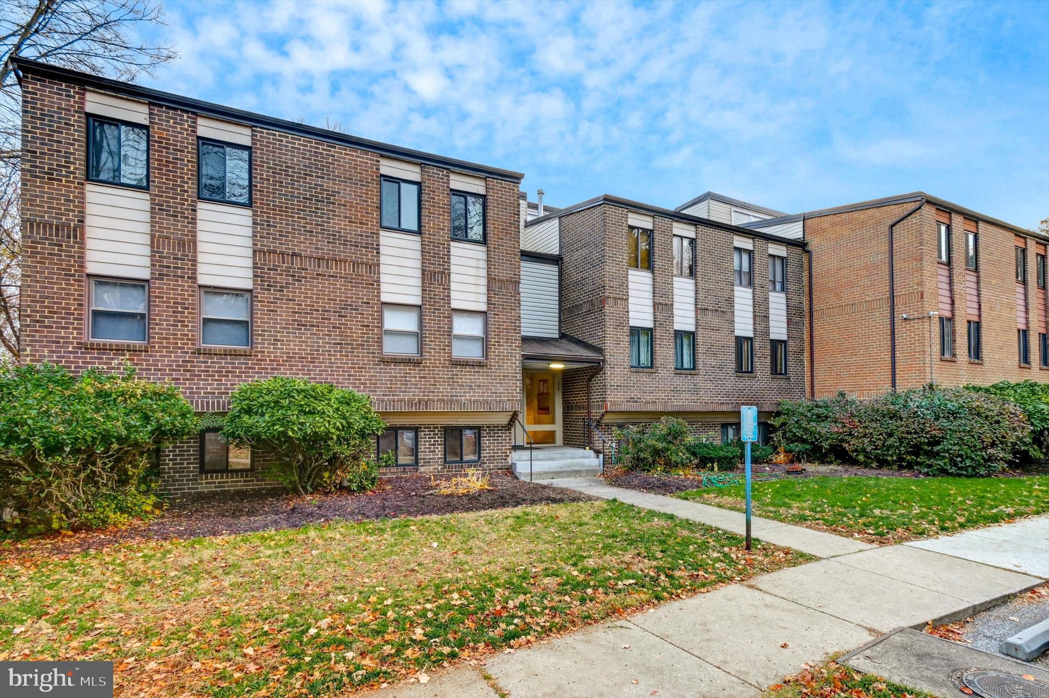 ROCKLAND RUN - Residential