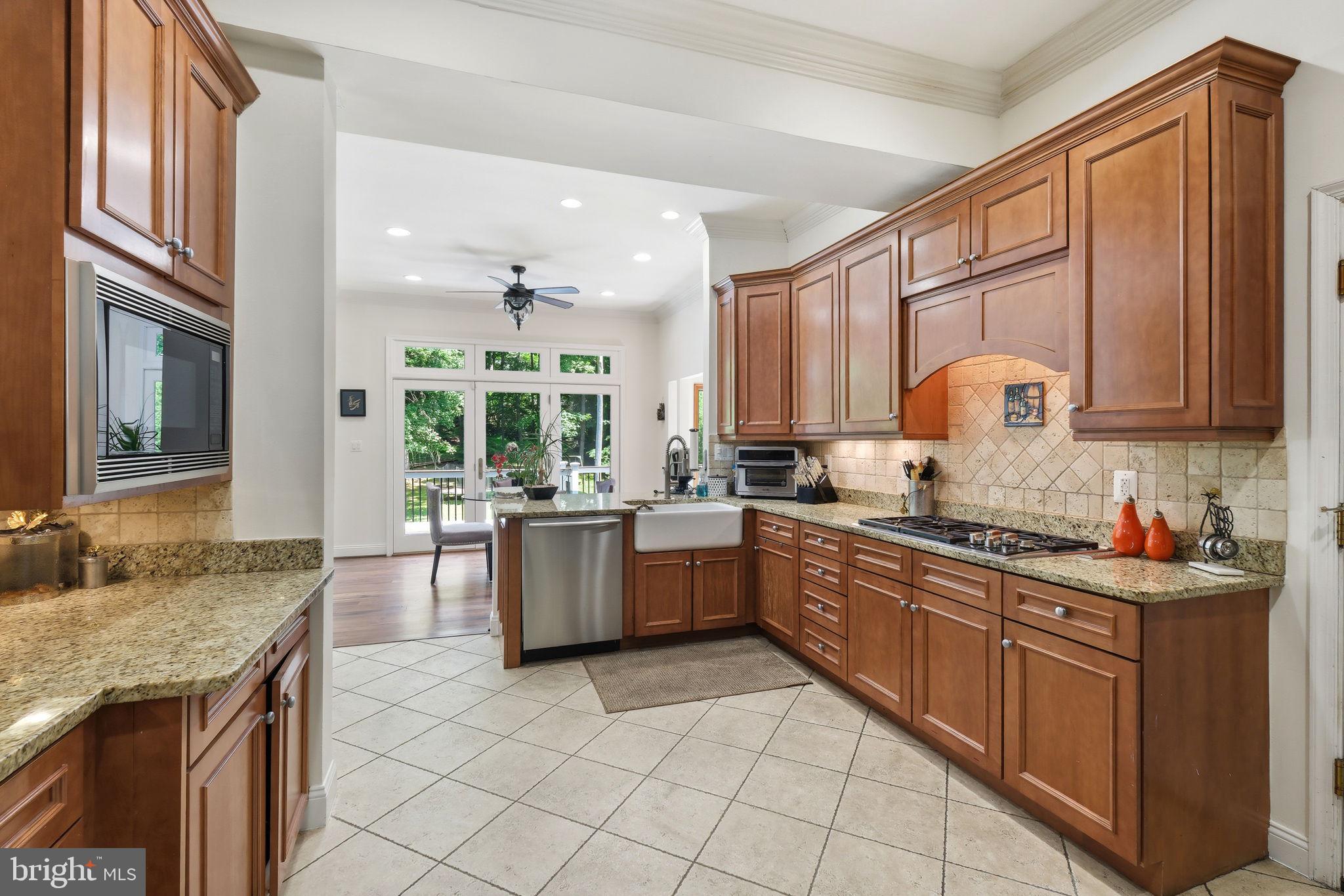 ROBERTS GLEN - Residential