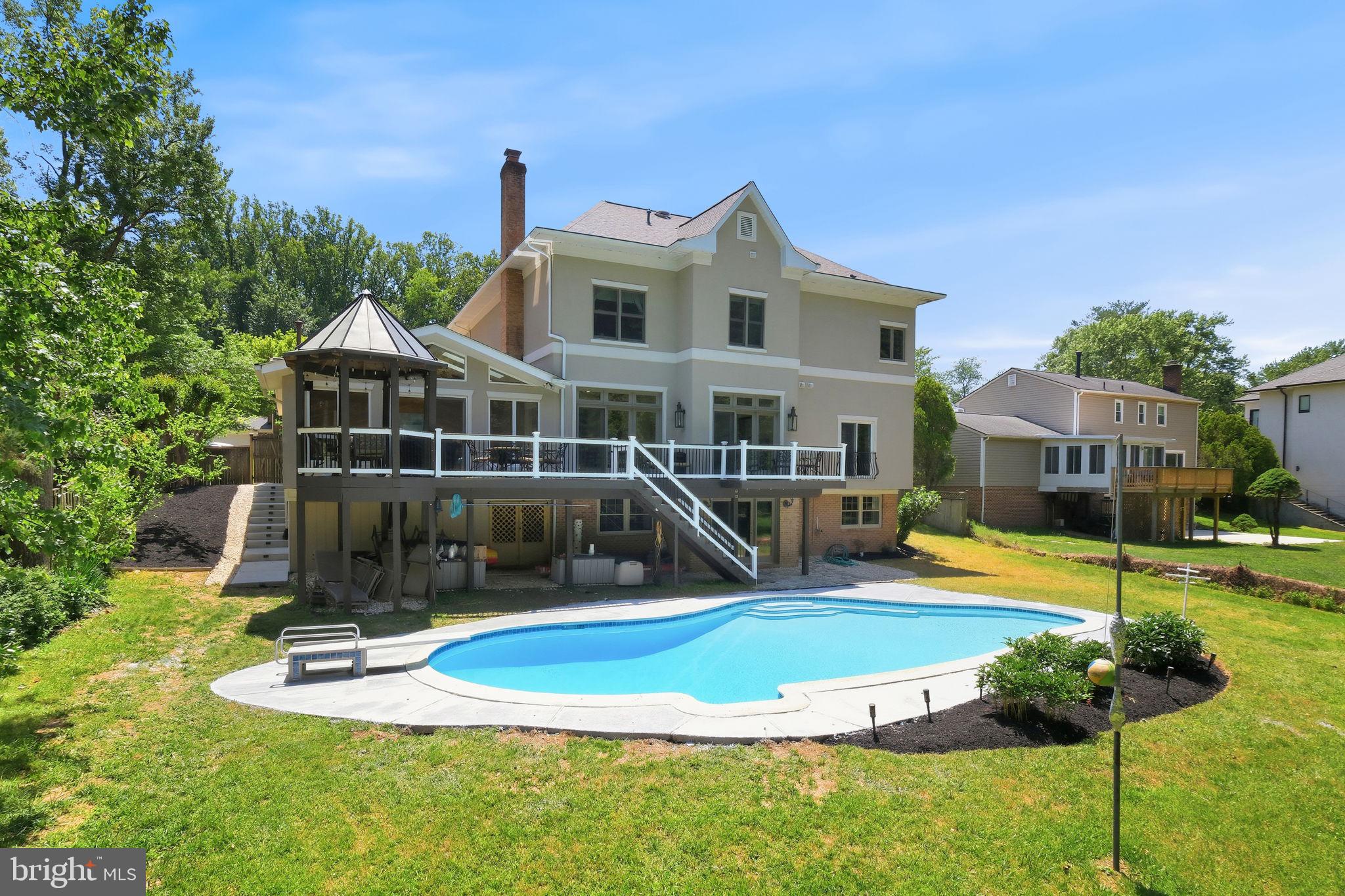 ROBERTS GLEN - Residential