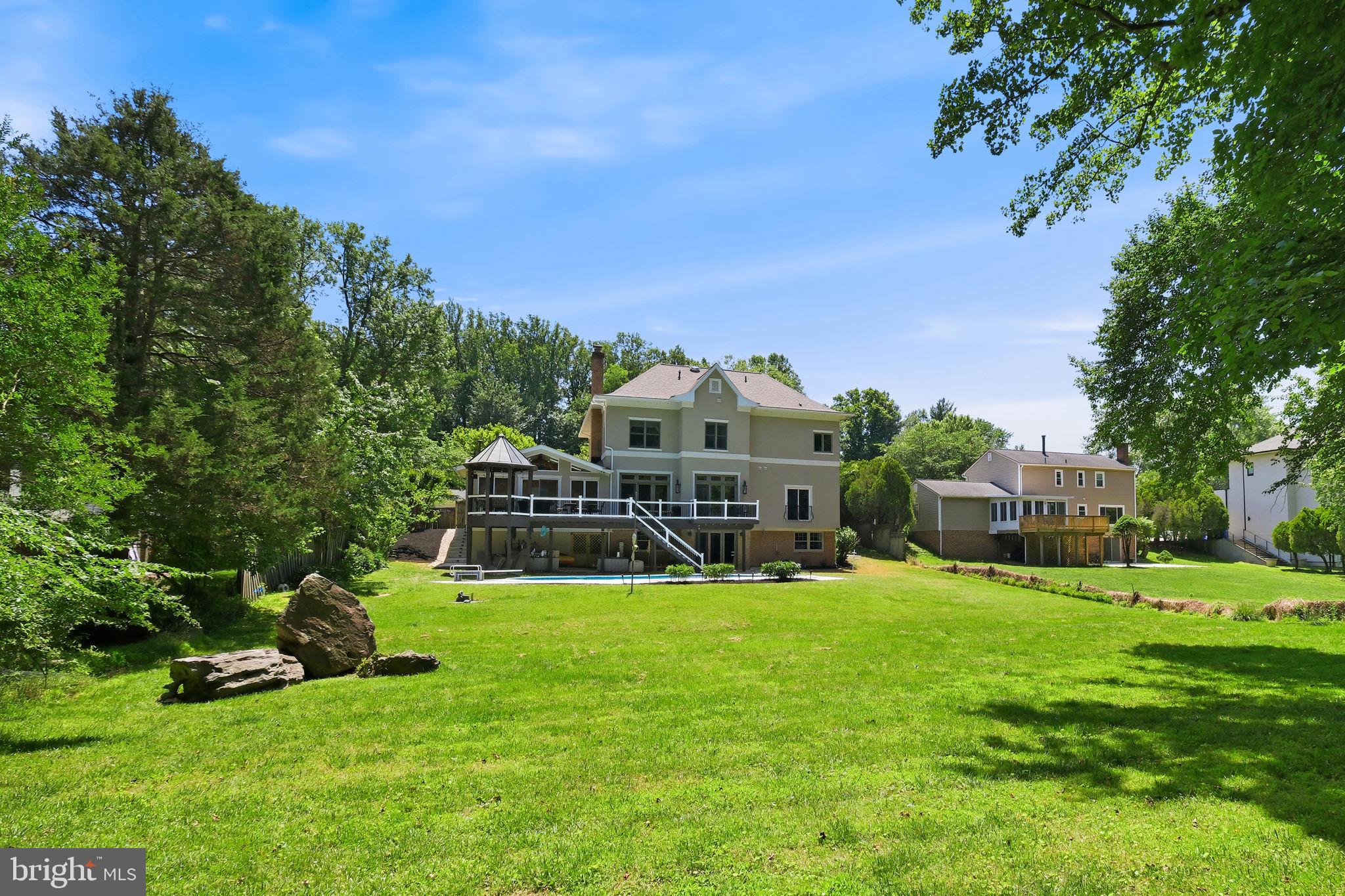 ROBERTS GLEN - Residential