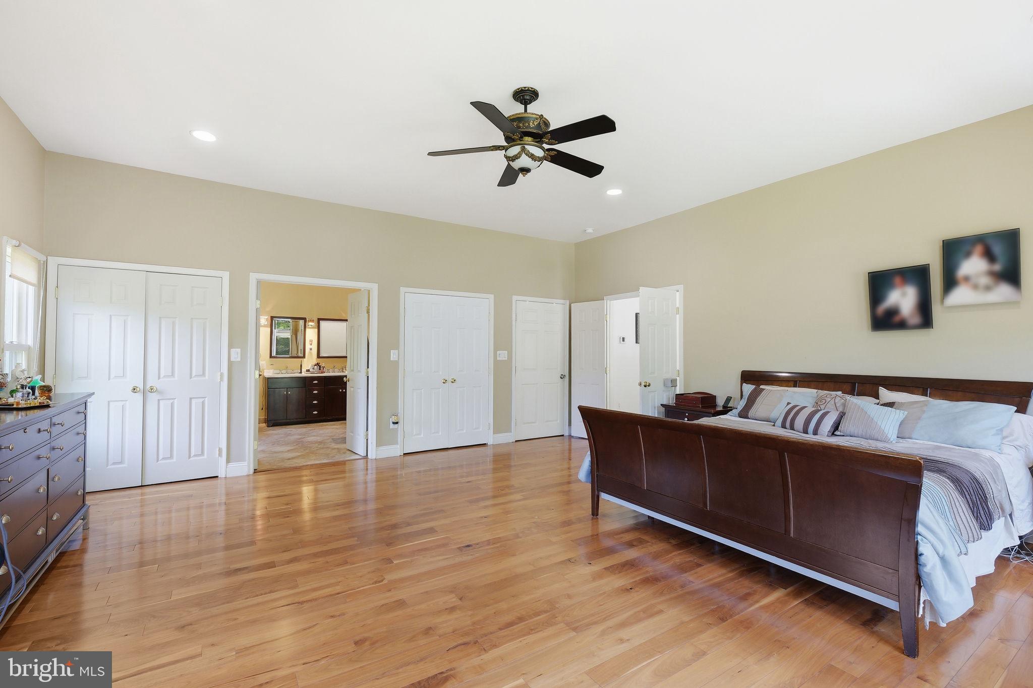 ROBERTS GLEN - Residential