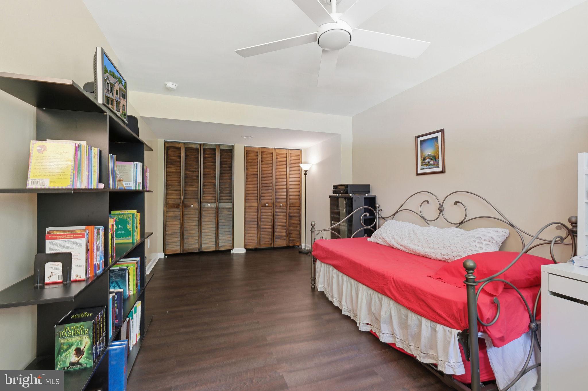 ROBERTS GLEN - Residential