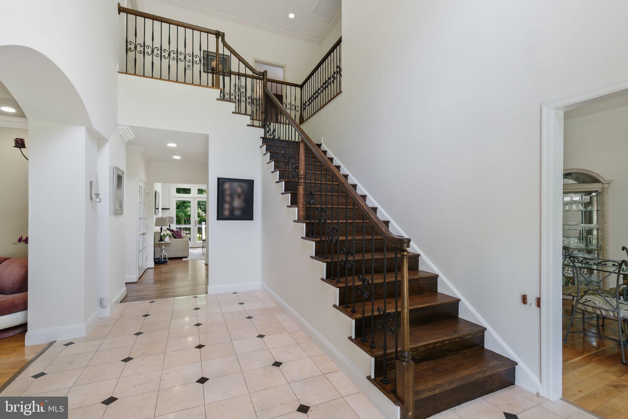 ROBERTS GLEN - Residential