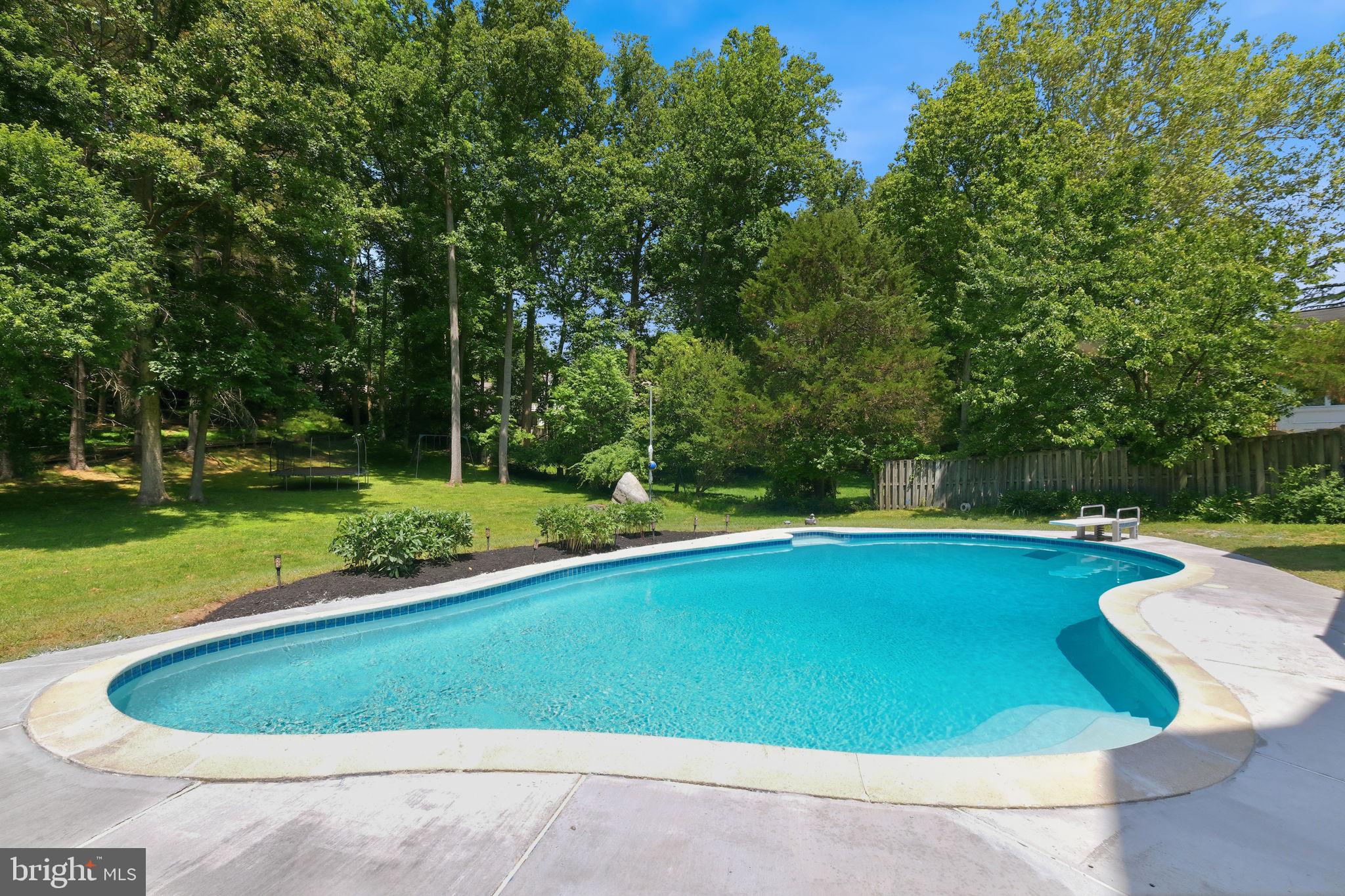ROBERTS GLEN - Residential