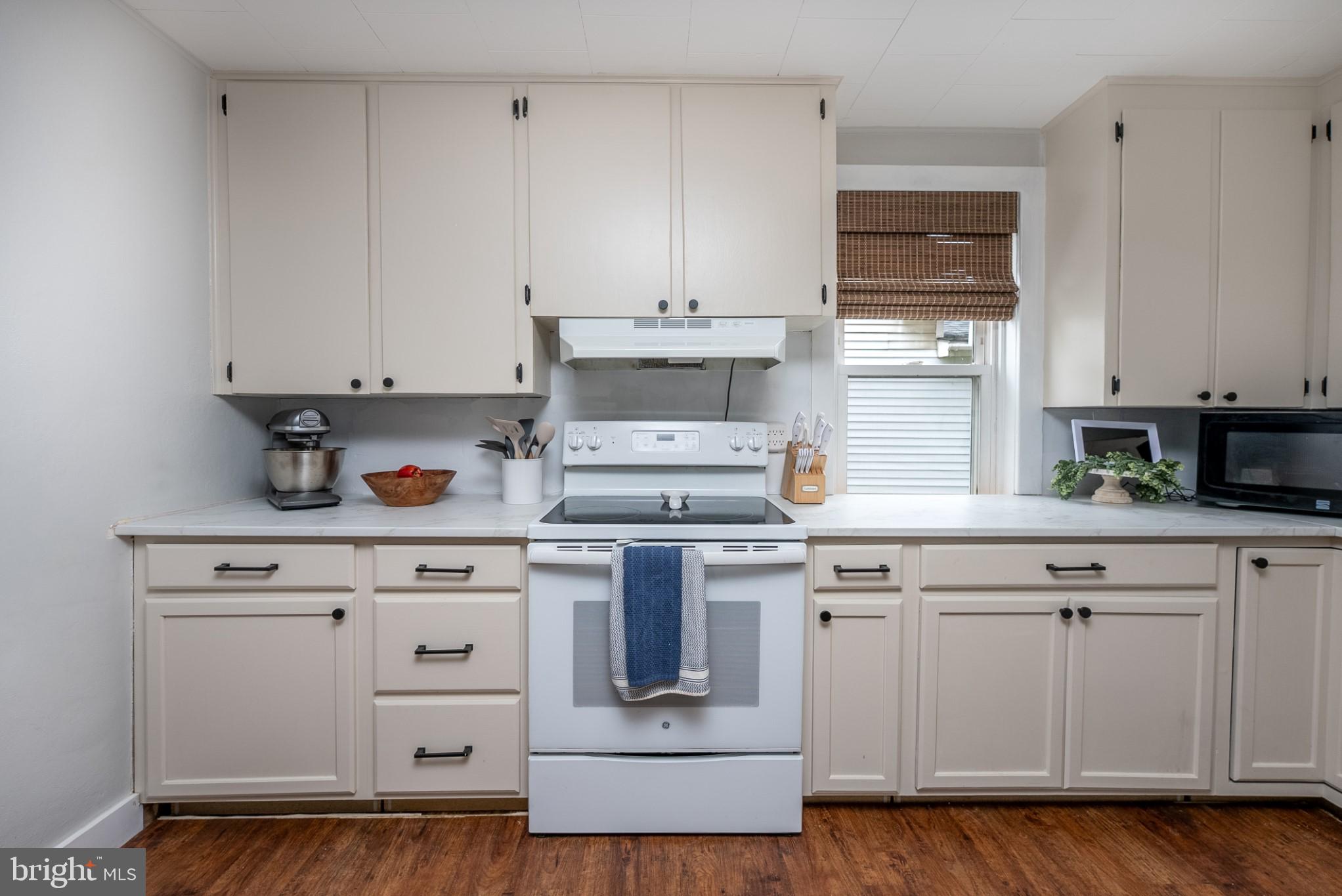 SOUTHAMPTON TWP - Residential