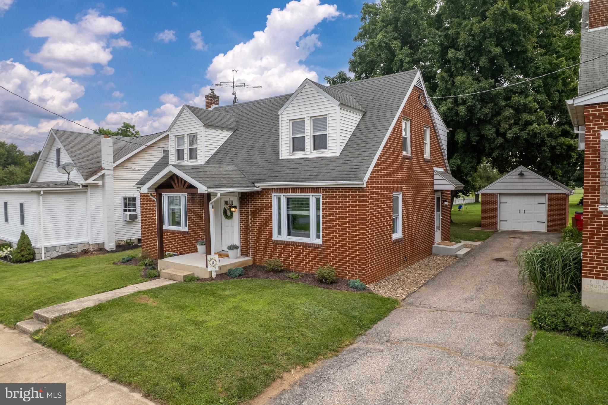 SOUTHAMPTON TWP - Residential