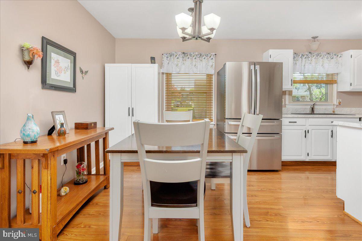 COLONIAL PARK EAST - Residential
