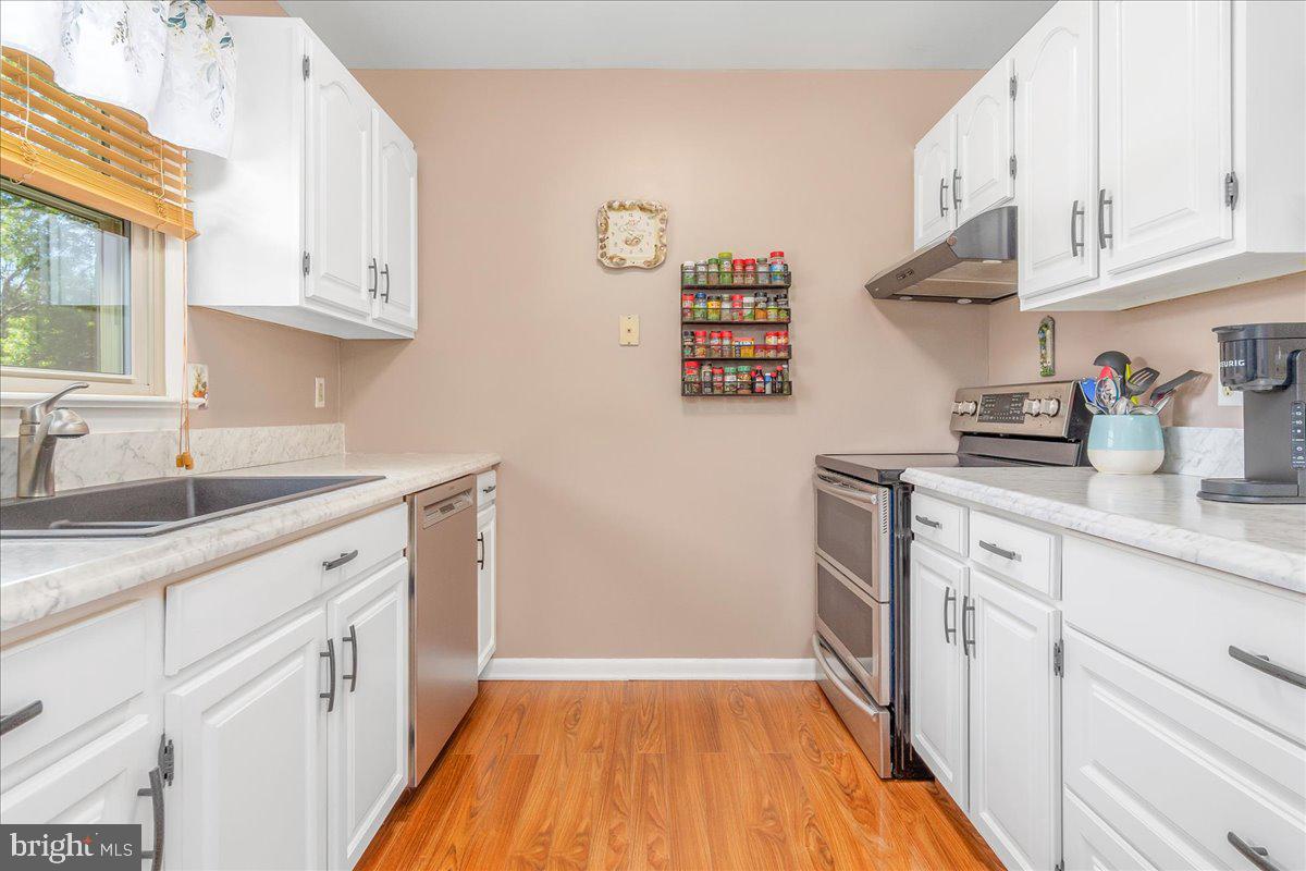COLONIAL PARK EAST - Residential