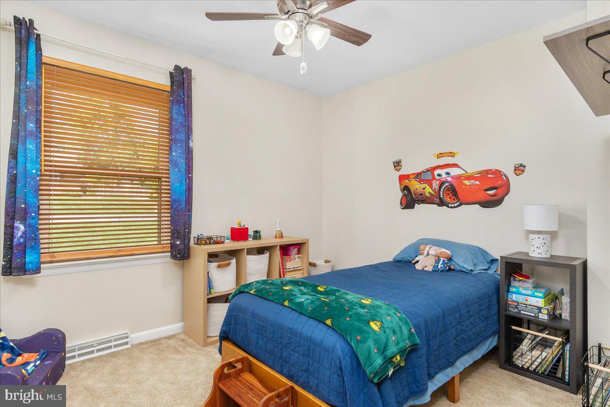 COLONIAL PARK EAST - Residential